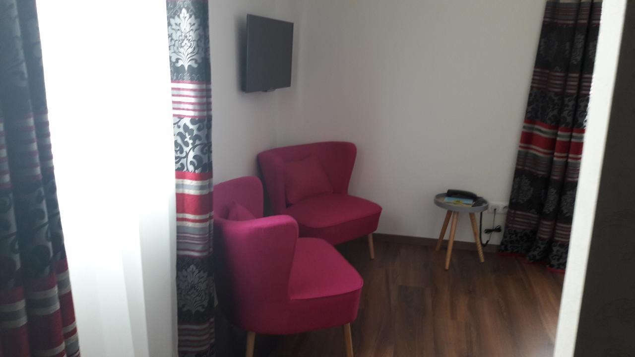 Hotel Les Aubepines Illiers-Combray Luaran gambar