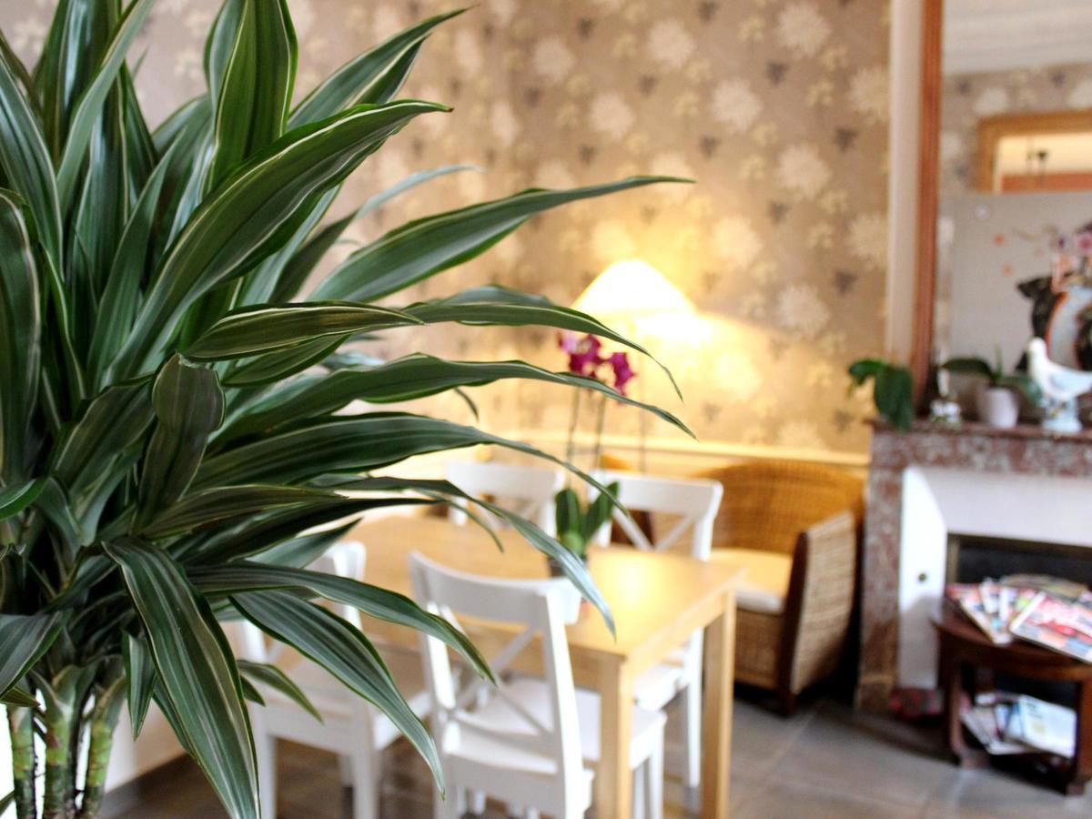 Hotel Les Aubepines Illiers-Combray Luaran gambar